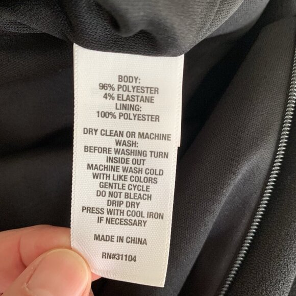 The Limited Black Belted Wide Leg Jumpsuit Womens Size 10 Round Neck Pockets - Picture 10 of 10